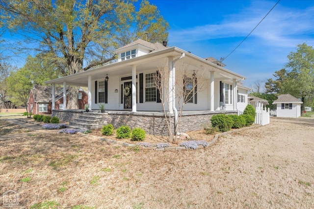 view of front of home with covered porch