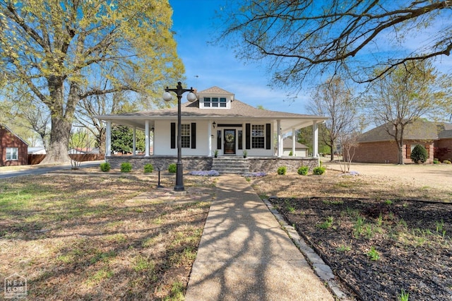 farmhouse-style home with a porch