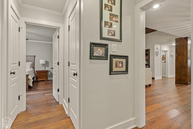 803 Fairway Dr, Jonesboro, AR 72401 - hall featuring recessed lighting, light wood-style flooring, baseboards, and ornamental molding