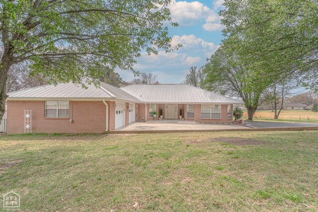 2812 Finch Rd, Paragould, AR 72450 - photo 3