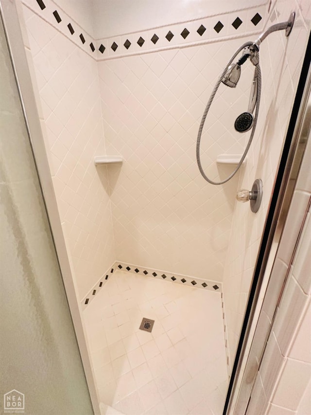 2208 John Cir, Newport, AR 72112 - full bathroom featuring a shower stall