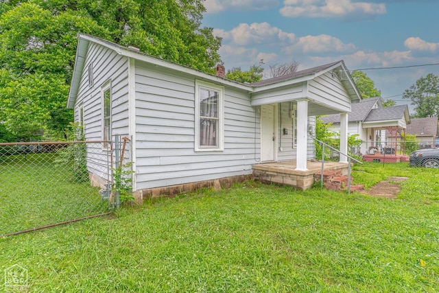 403 N Bridge St, Jonesboro, AR 72401 - view of front of property featuring a chimney