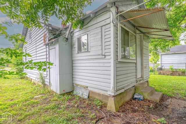 403 N Bridge St, Jonesboro, AR 72401 - view of home's exterior with entry steps
