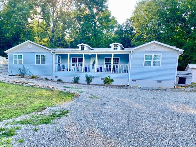 3601 Palestine Rd, Warm Springs, AR 72478 - view of front of home with a porch and crawl space