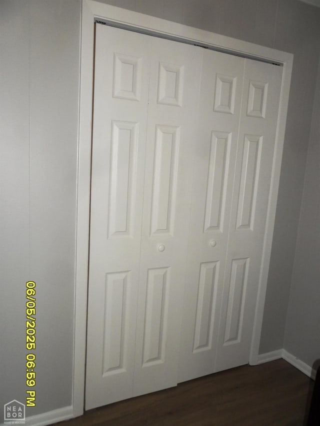 404 Logan St, Newport, AR 72112 - detailed view of wood finished floors and baseboards