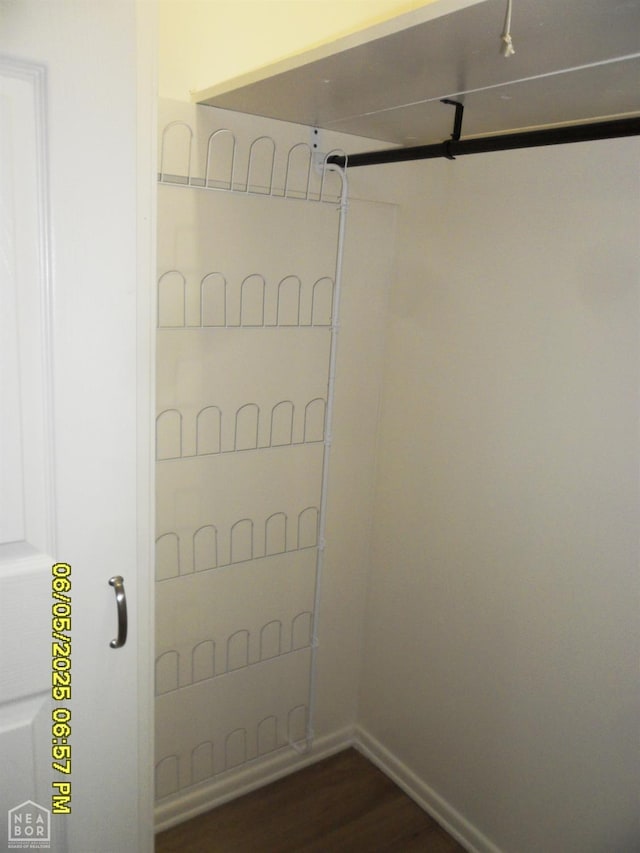404 Logan St, Newport, AR 72112 - view of closet