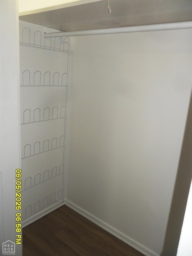 404 Logan St, Newport, AR 72112 - view of closet
