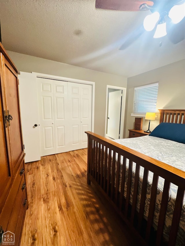 2804 Ivy Dr, Newport, AR 72112 - bedroom featuring wood finished floors and ceiling fan