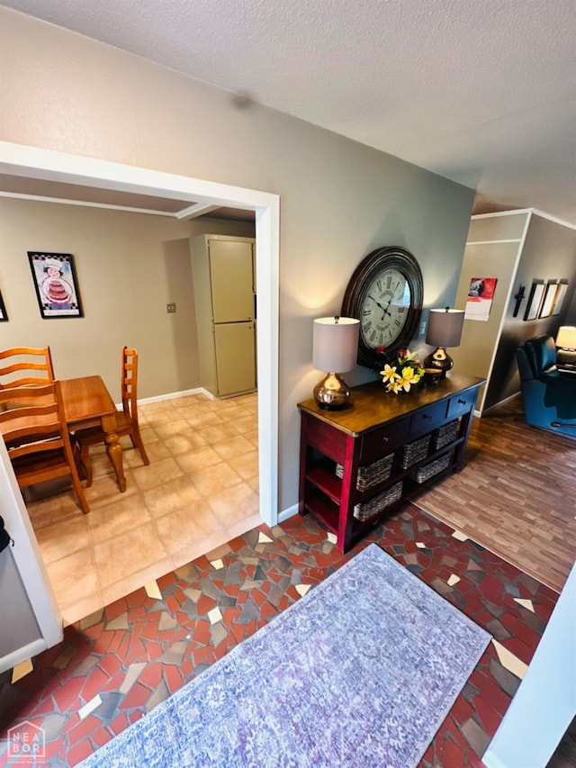 2804 Ivy Dr, Newport, AR 72112 - corridor with a textured ceiling and baseboards