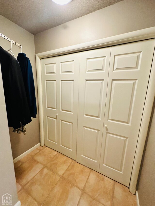 2804 Ivy Dr, Newport, AR 72112 - view of closet