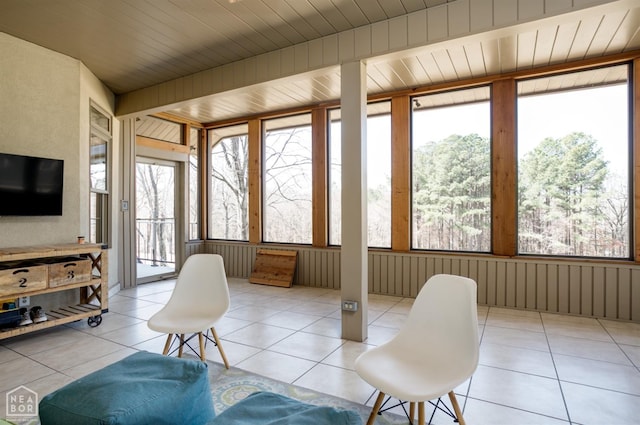 view of sunroom / solarium