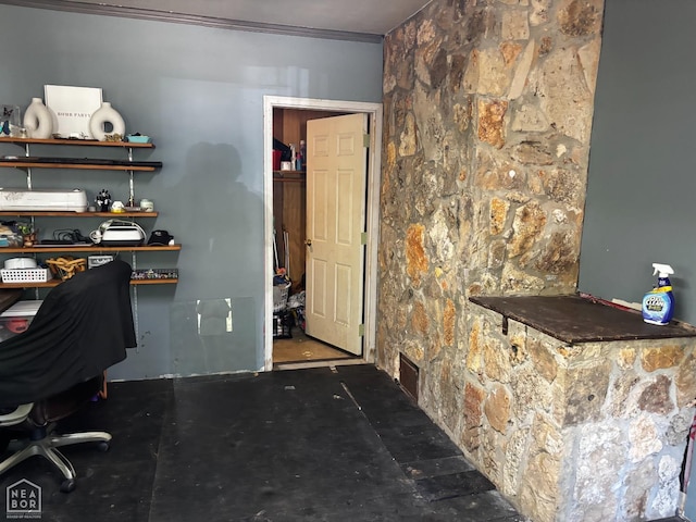 48 E Lakeshore Dr, Williford, AR 72482 - home office with ornamental molding