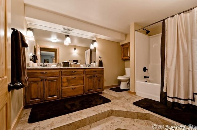 69 Jackson Rdg, Eureka Springs, AR 72631 - full bathroom featuring vanity, toilet, and shower / bath combo