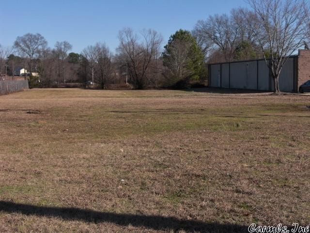 Listing photo 3 for 820 Hogan Ln, Conway AR 72034