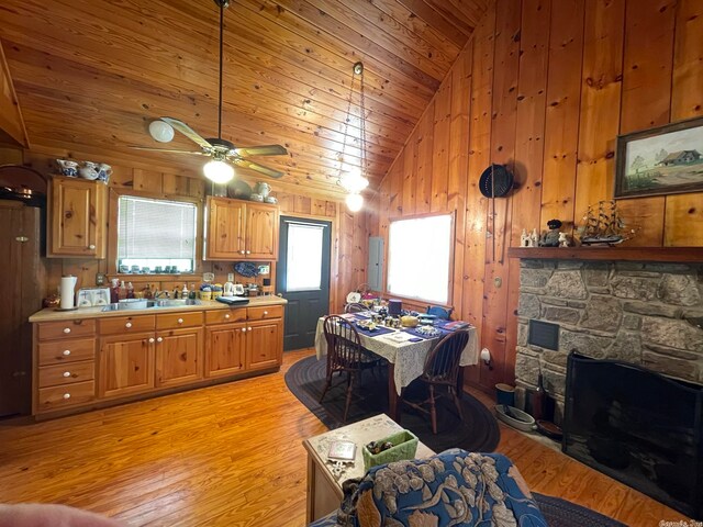 647 Ash Flat Dr, Ash Flat, AR 72513