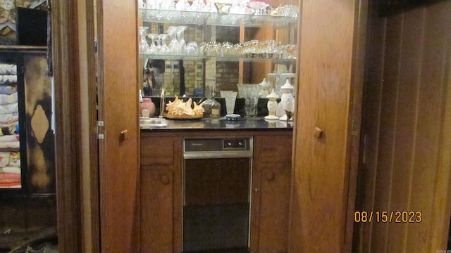 bar with dishwasher