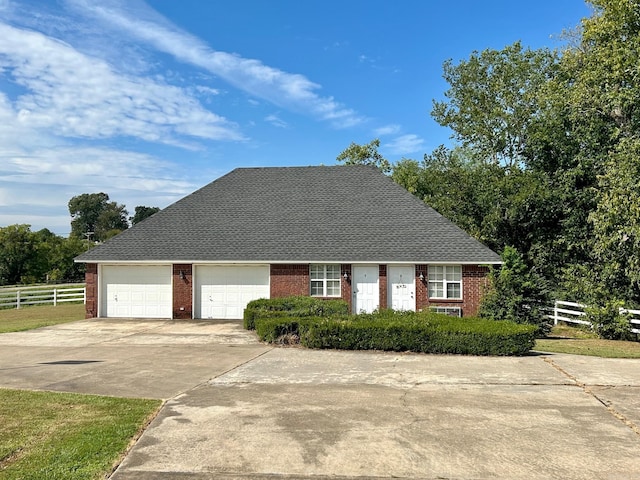 view of front of home featuring a garage