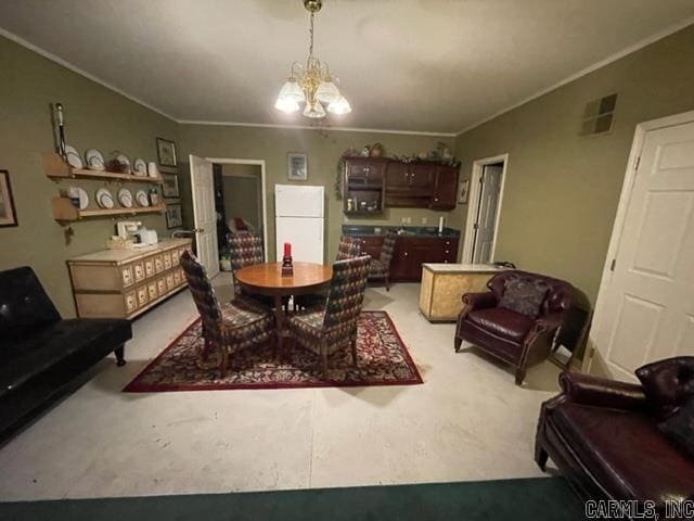 dining space with an inviting chandelier, light carpet, and ornamental molding