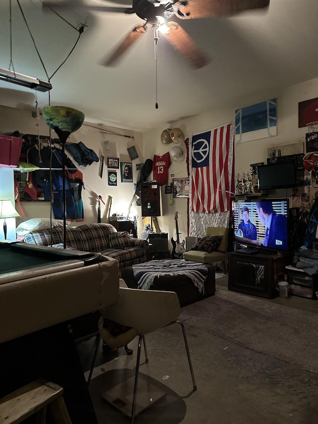 living room with ceiling fan