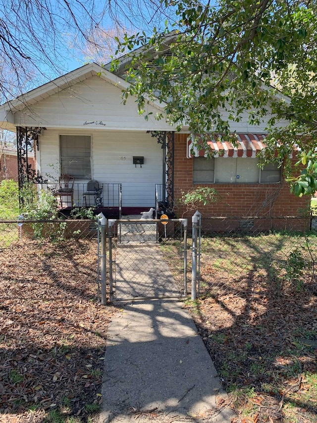 view of front of property