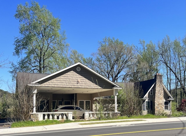 view of front of property