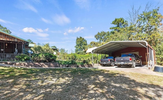 view of yard featuring a carport