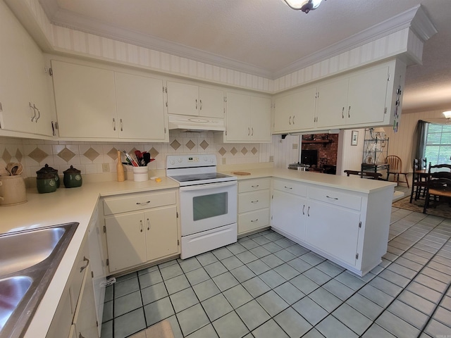 kitchen featuring white electric stove, premium range hood, crown molding, and light tile patterned flooring