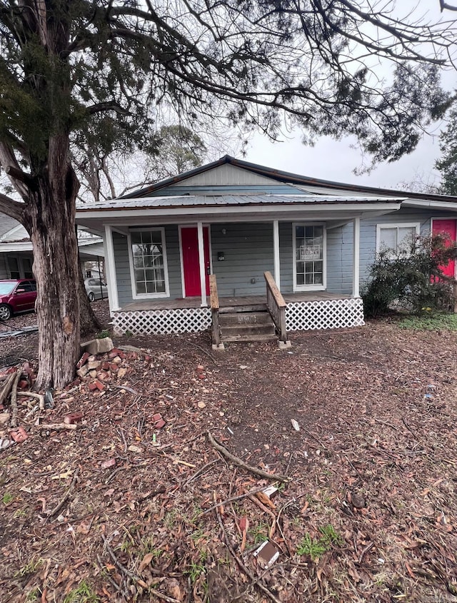 view of front of property with a porch