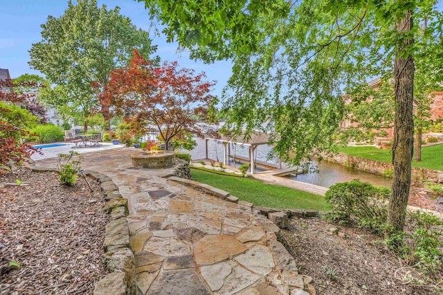 view of yard with a patio area