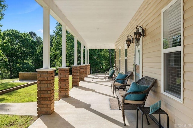 view of terrace with covered porch