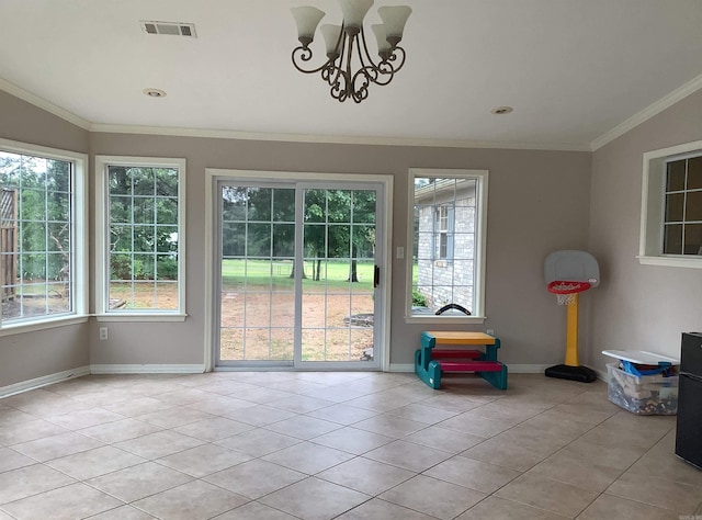 unfurnished sunroom with vaulted ceiling and a notable chandelier