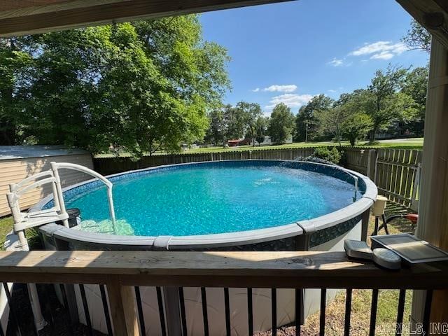 view of swimming pool