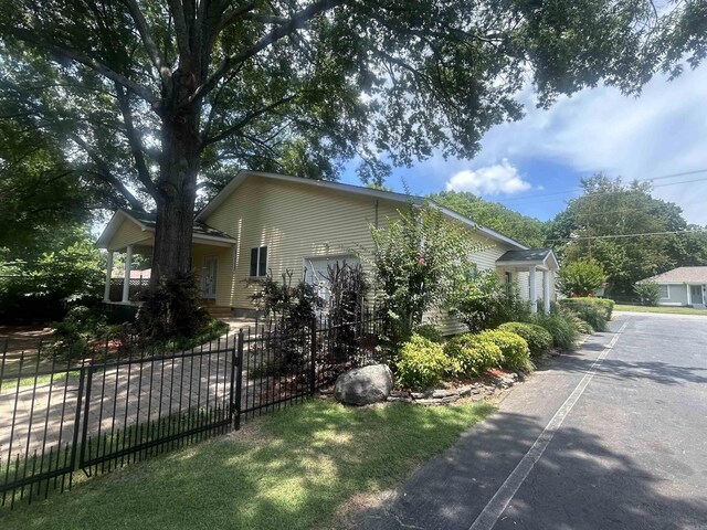 view of side of property