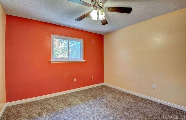 bedroom featuring a textured ceiling and a closet