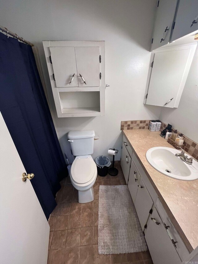 bedroom with hardwood / wood-style flooring and ceiling fan