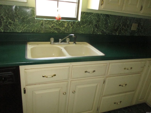 bathroom with sink