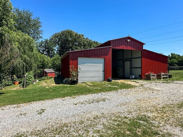 view of outdoor structure