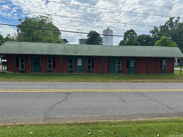 1110 N Hazel St, Hope, AR 71801 - view of stable