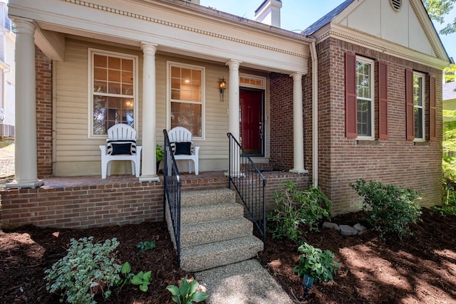 view of front of house with a porch