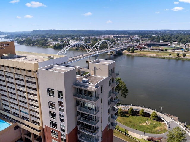 bird's eye view with a water view