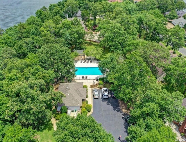 bird's eye view featuring a water view