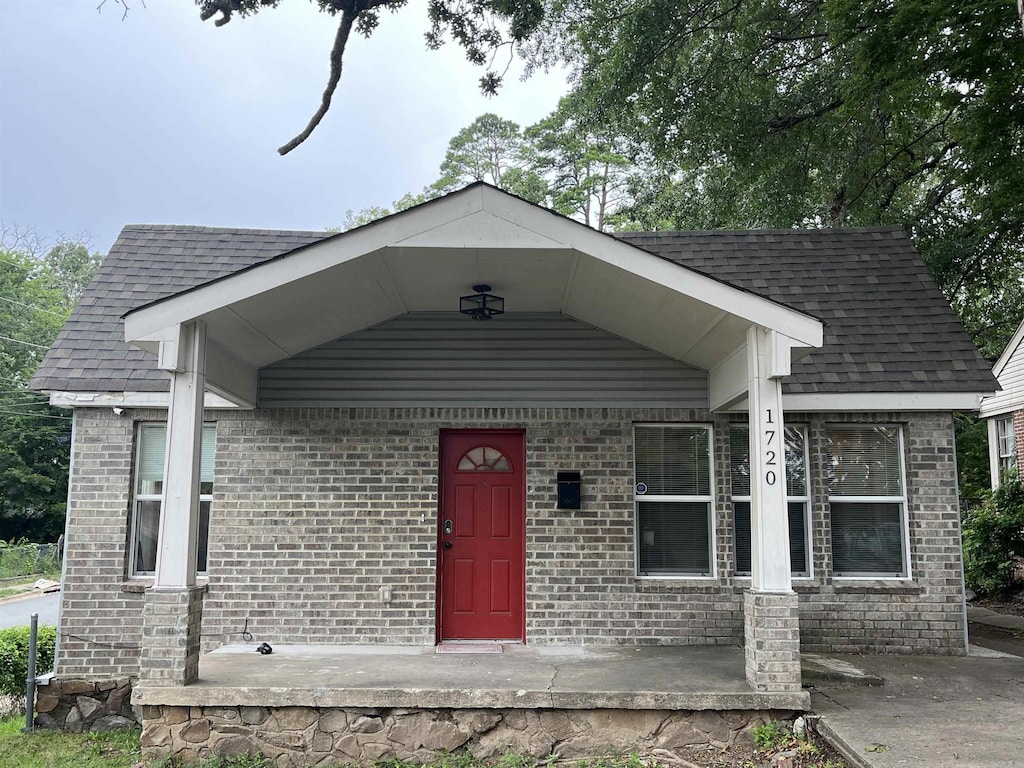 view of front of house