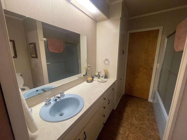 bathroom with vanity and crown molding