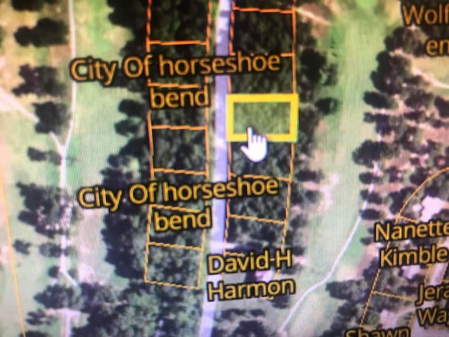 325 W Green Valley Dr, Horseshoe Bend, AR 72512