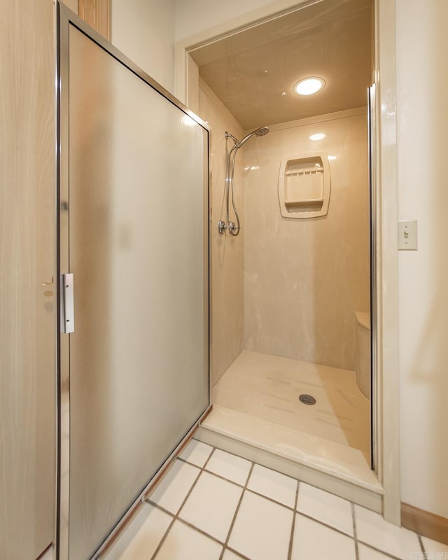 bathroom with walk in shower