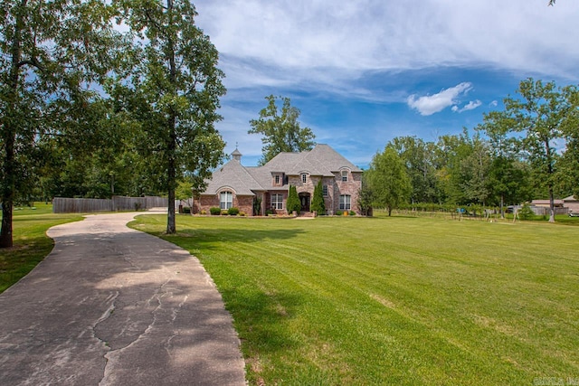 view of front of house with a front yard