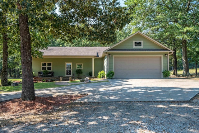 view of front facade with a garage