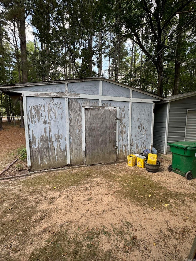 view of outbuilding