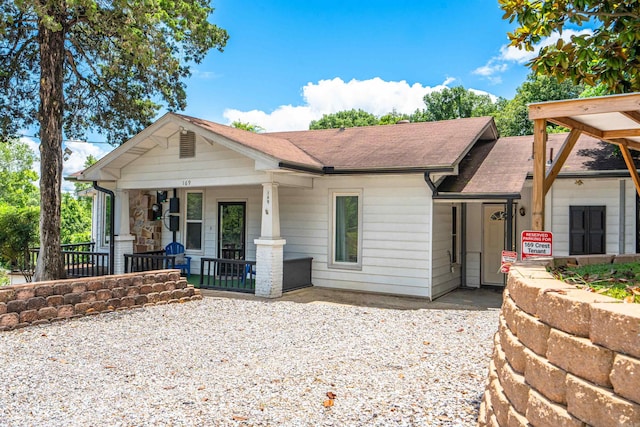 view of front of home featuring a porch