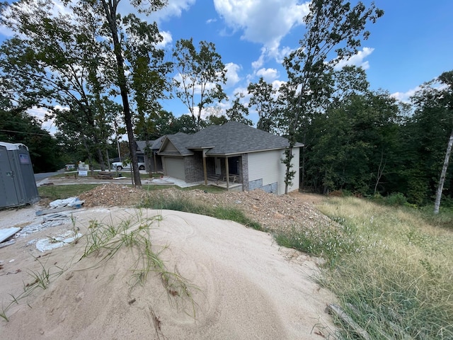 view of front of home featuring a garage